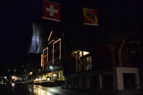 Lauterbrunnen à noite