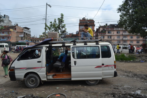 Oito horas nisso pelas "estradas" no Nepal \,,/